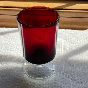 Arcoroc Luminarc France Cavalier Ruby Red 4 oz. Juice Glass